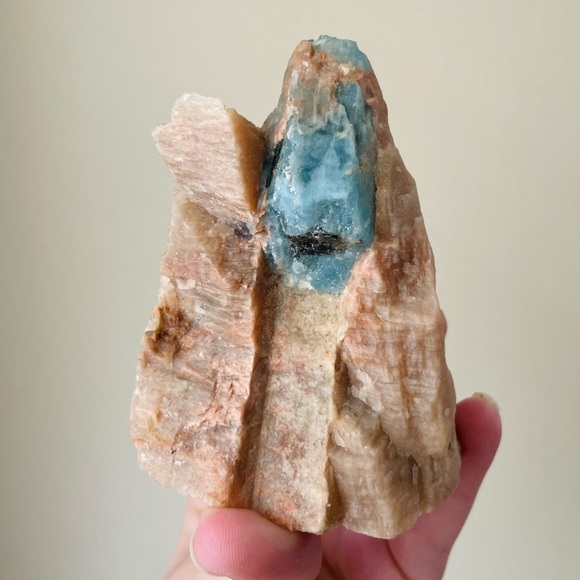 Emerald - Picture 5 of 11